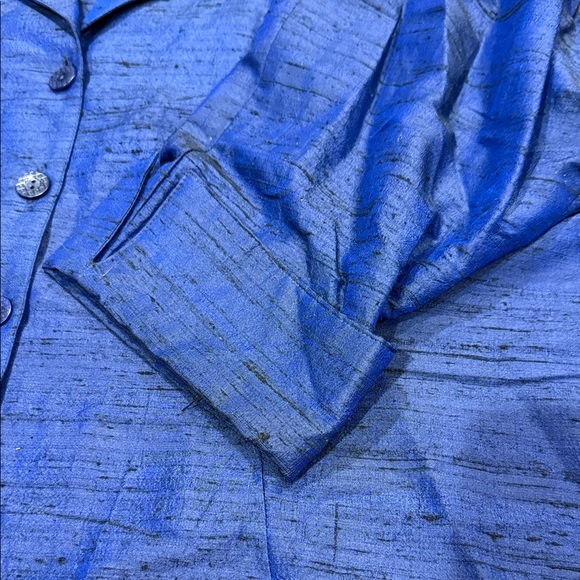 Harper Greer 100% Dupioni Silk Slubby Blue Button Down Shirt. - Picture 4 of 5